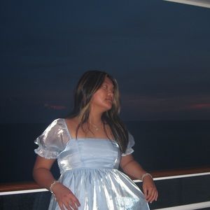 Meet your Posher, Christina